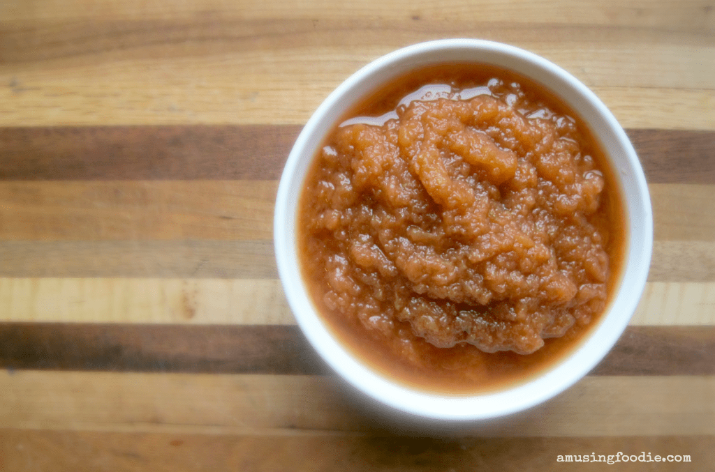 Wholesome orange vegetable purée in a classic bowl, perfect for a comforting homemade meal.