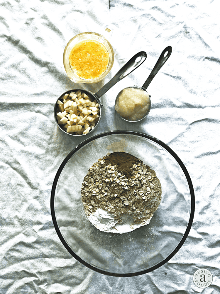 Delicious apple cinnamon oat muffins, perfect for a healthy breakfast or snack.