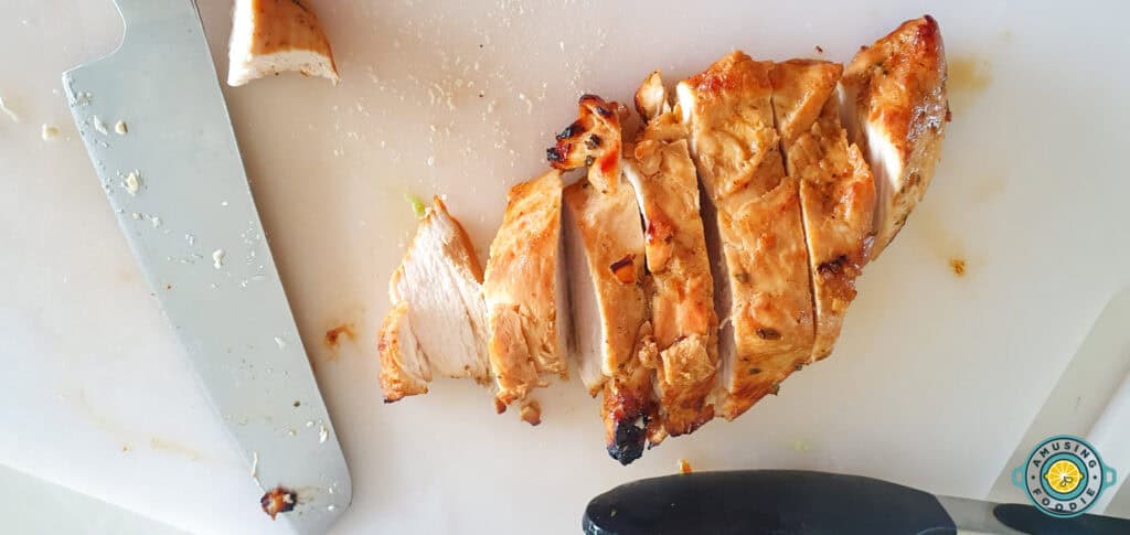Sliced chicken