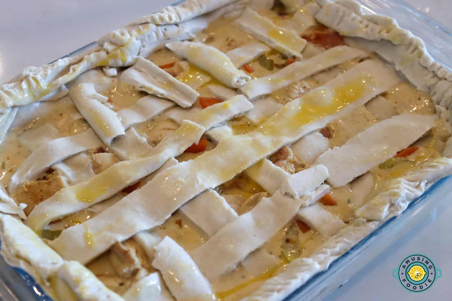 Covering pie using puff pastry